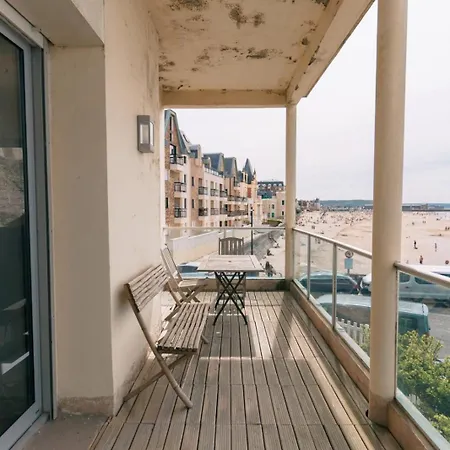 Beautiful 90m Seafront Trouville-sur-Mer