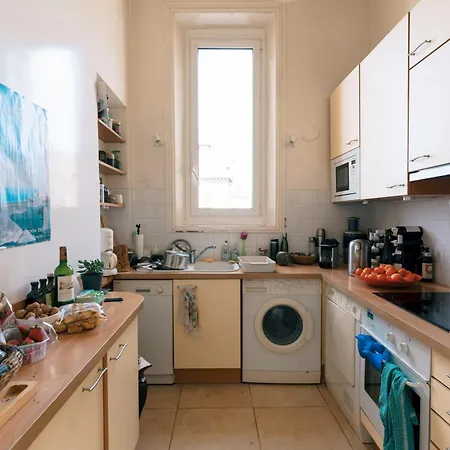 Apartment Beautiful 90m Seafront *